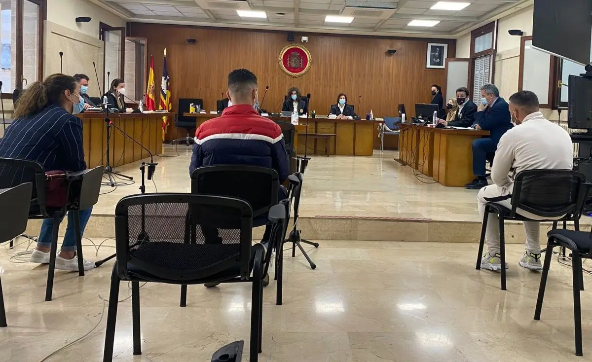 www.cronicabalear.es