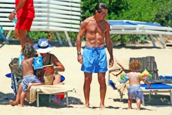 2009072810aznar-600_g.jpg