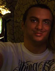 QGNZqNO.jpg