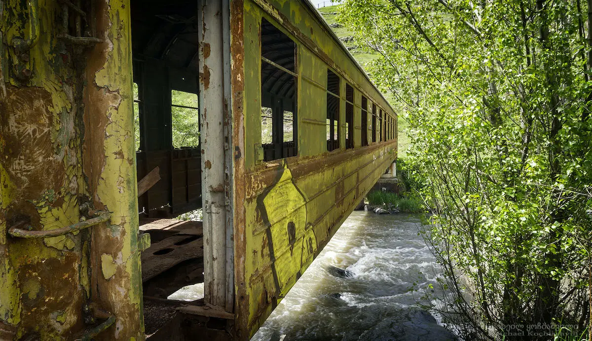 vagon-tren-puente-13.jpg