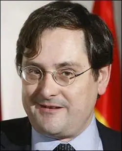 franciscomarhuenda_250x310.jpg