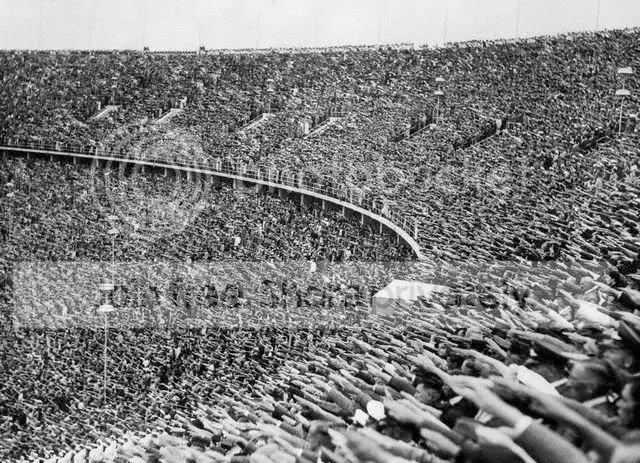 Berlin-1936-saludo-nazi.jpg