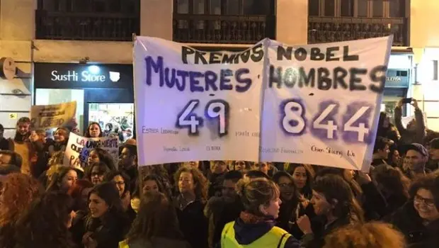 ep_premios_nobel_manifestacion_8m_620x350.jpg