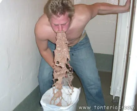 vomitando.jpg
