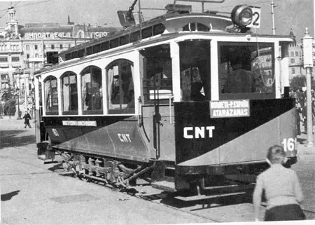 cnt-tram.jpg