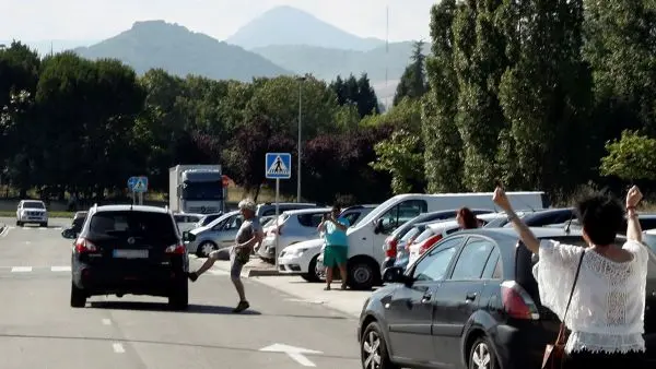 DgT_AOFVQAEA1xe.jpg:large