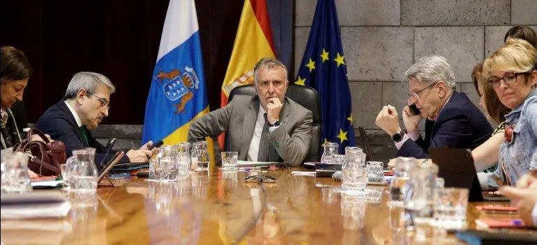 www.lavozdelanzarote.com