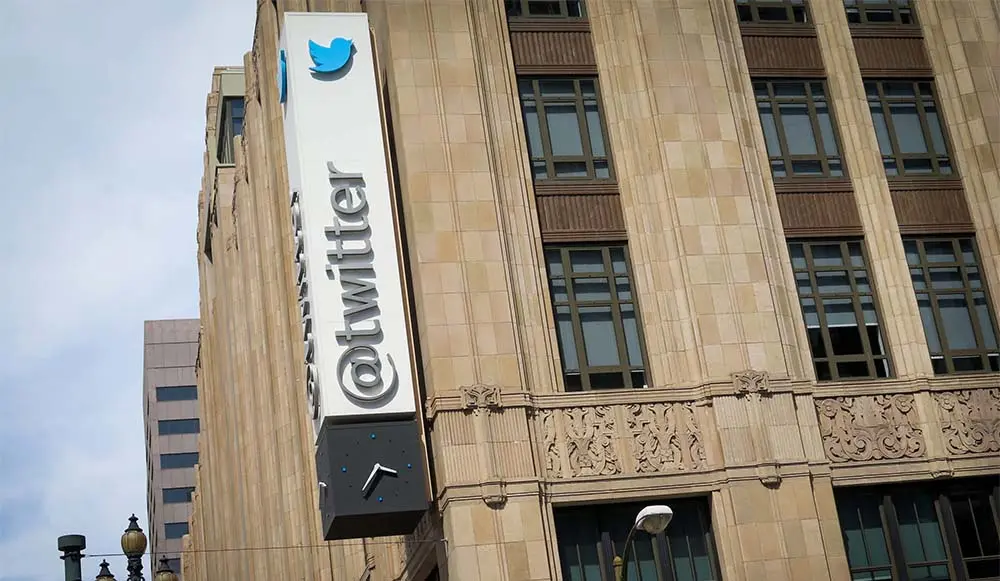 Twitter Oficinas Alquiler