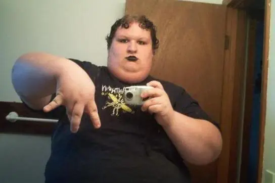 gordo-gotico.jpg