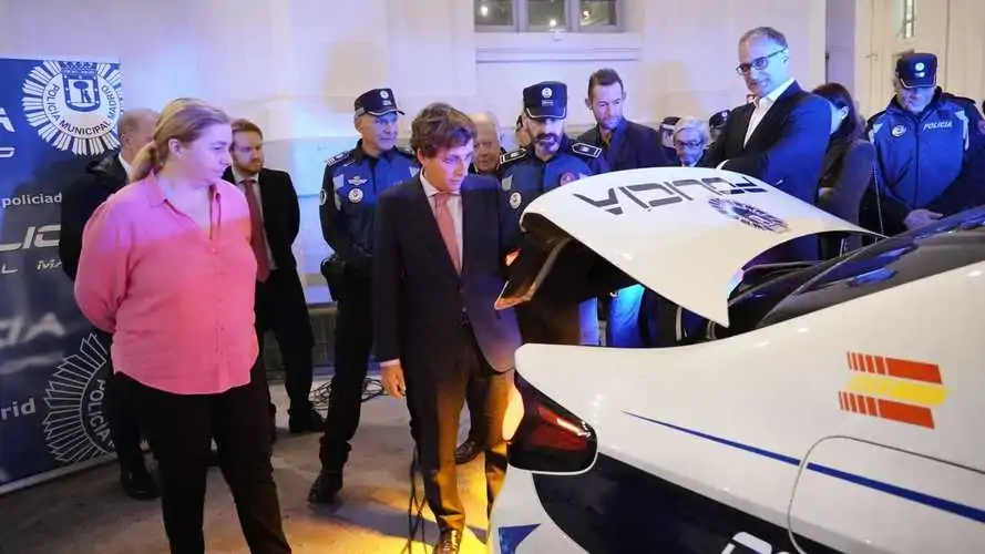 nuevos-bmw-para-la-policia-municipal-de-madrid.webp