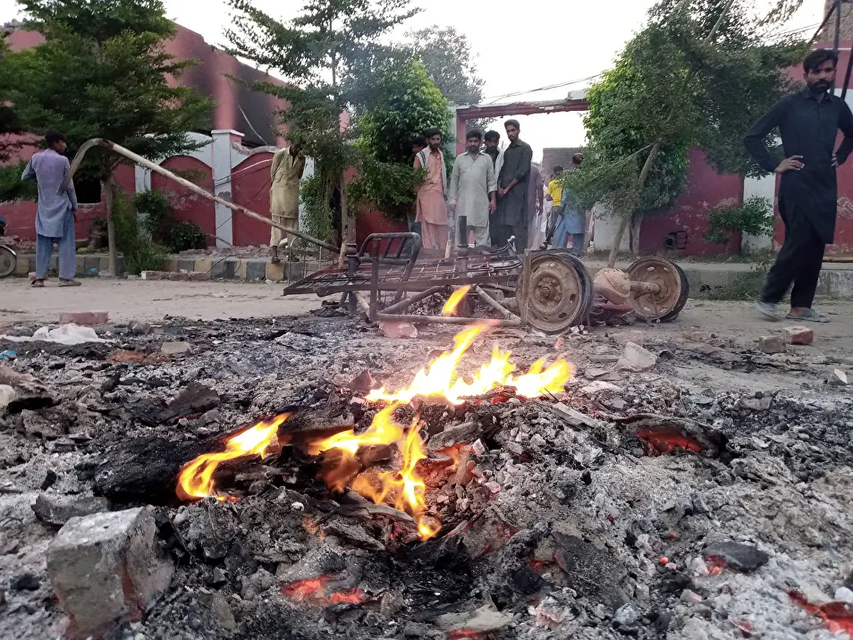 iglesias-quemadas-pakistan-17082023.jpg.webp
