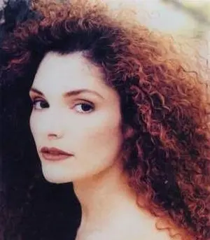 s_mary_elizabeth_mastrantonio.jpg