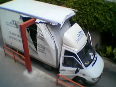 car_crashes_016.jpg