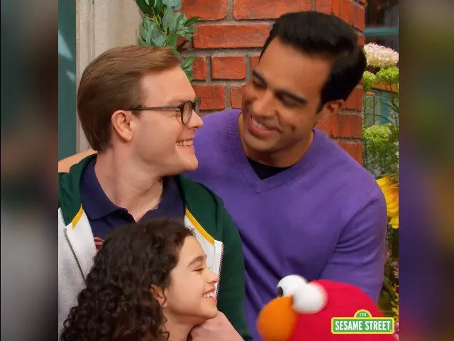 sesame-street-gay-dads-family-dad-640x480.jpg