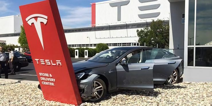 Tesla-coches-menos-fiables-estrellado